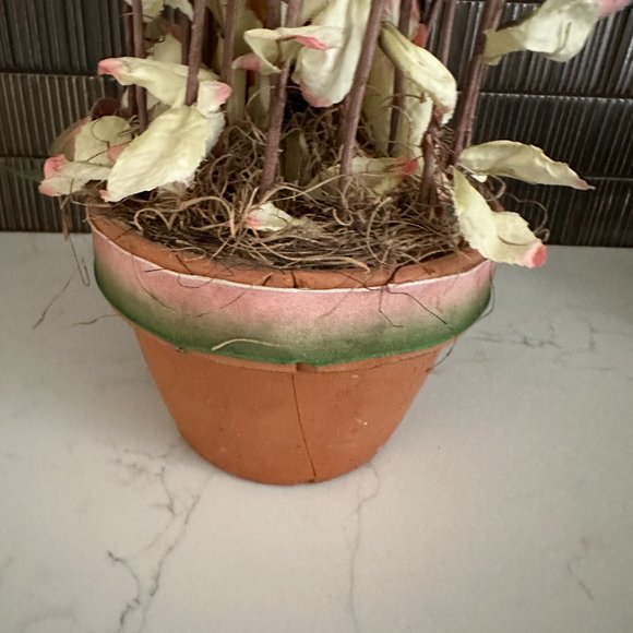 Decorative Wire Basket and Roses in Terracotta Pot - Picture 7 of 11